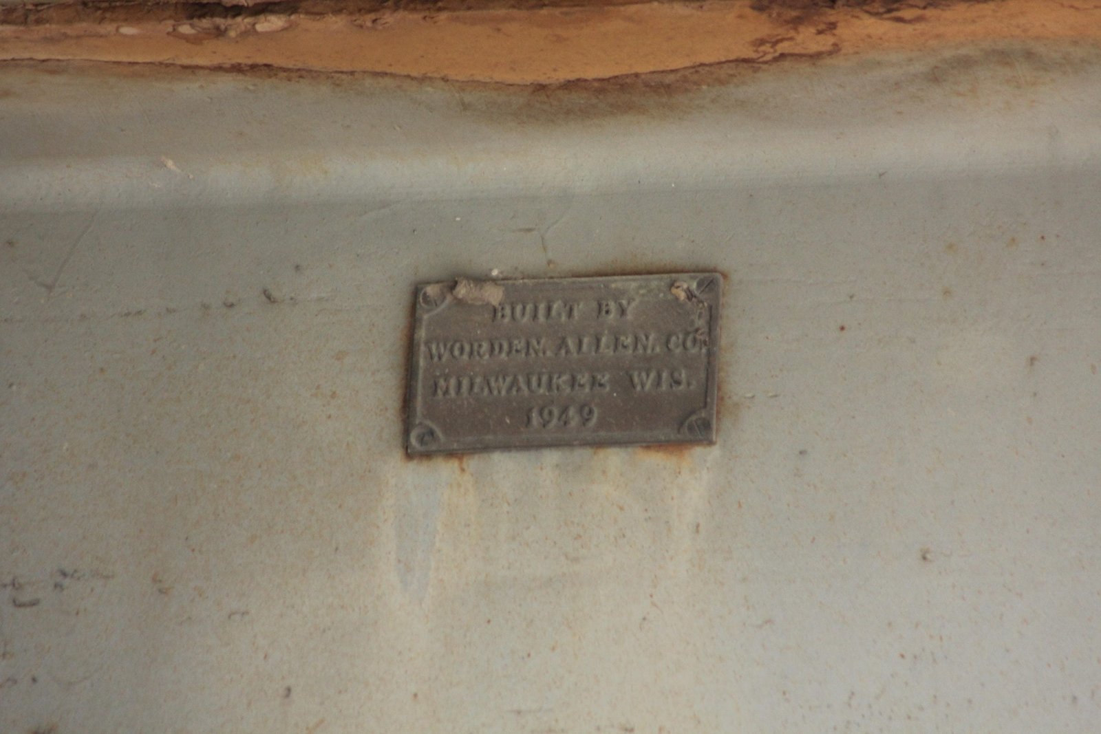 Plaque
